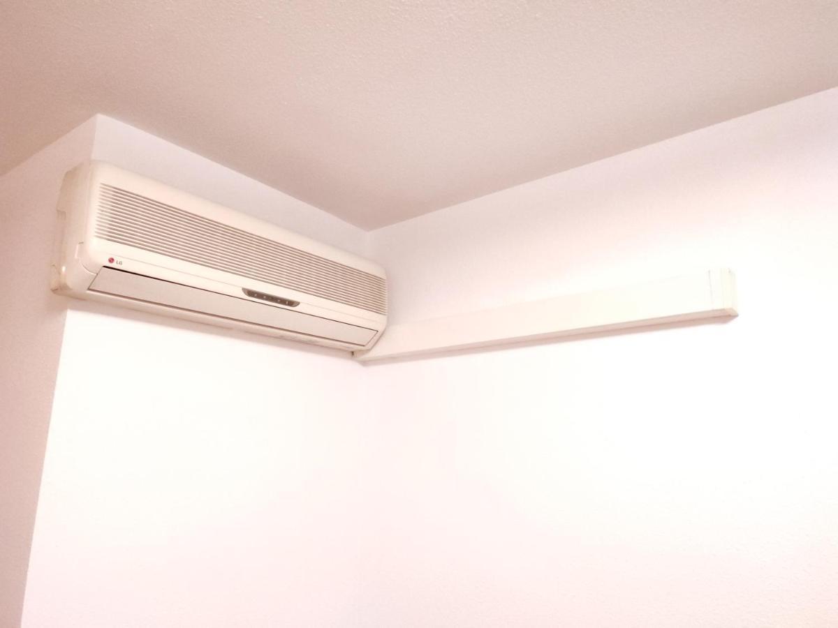 קלפה Albamar Apartamento 6 Personas Con Parking Cerca De La Playa מראה חיצוני תמונה