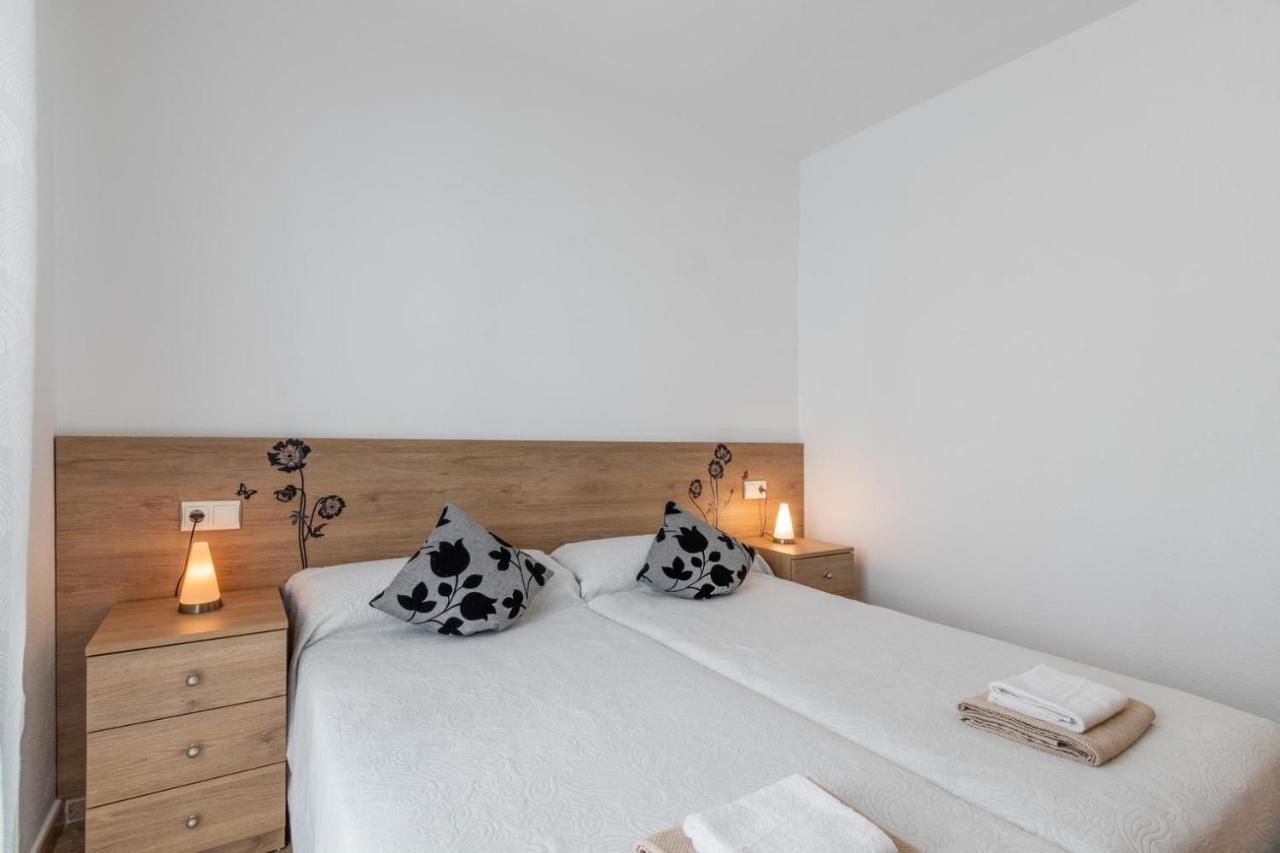 קלפה Albamar Apartamento 6 Personas Con Parking Cerca De La Playa מראה חיצוני תמונה